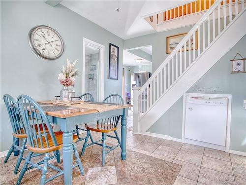 225 Taylor Street, Thorold South, ON - Indoor Photo Showing Dining Room