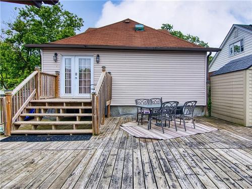 225 Taylor Street, Thorold South, ON - Outdoor With Deck Patio Veranda With Exterior