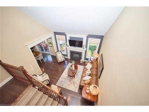 10 Tulip Tree Road, Niagara-On-The-Lake, ON - Indoor With Fireplace