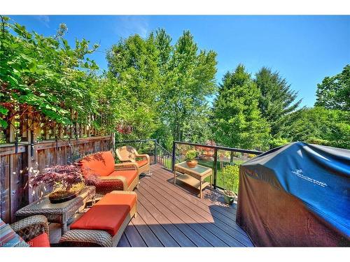 10 Tulip Tree Road, Niagara-On-The-Lake, ON - Outdoor With Deck Patio Veranda With Backyard