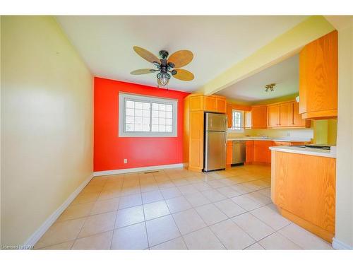 500 Linwell Road, St. Catharines, ON - Indoor Photo Showing Kitchen