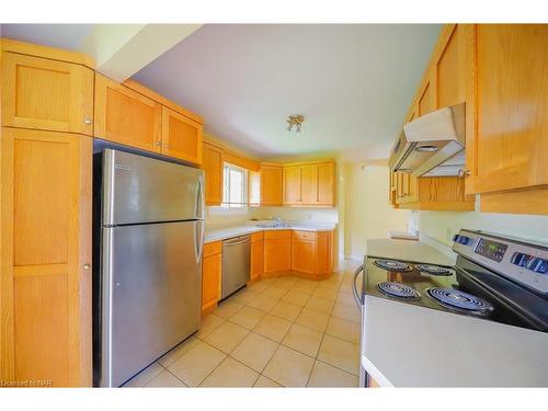 500 Linwell Road, St. Catharines, ON - Indoor Photo Showing Kitchen