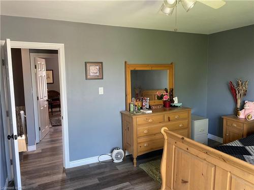 3-252-4 Bertie Street, Fort Erie, ON - Indoor Photo Showing Bedroom