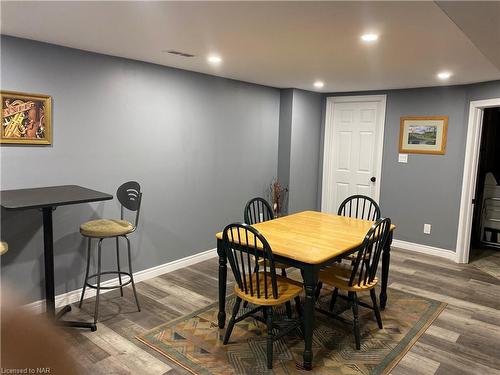 3-252-4 Bertie Street, Fort Erie, ON - Indoor Photo Showing Dining Room