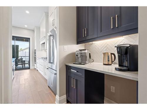 13 Francesco Crescent, St. Catharines, ON - Indoor Photo Showing Kitchen