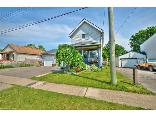 49 St George Street, Welland, ON - Outdoor With Deck Patio Veranda With Exterior