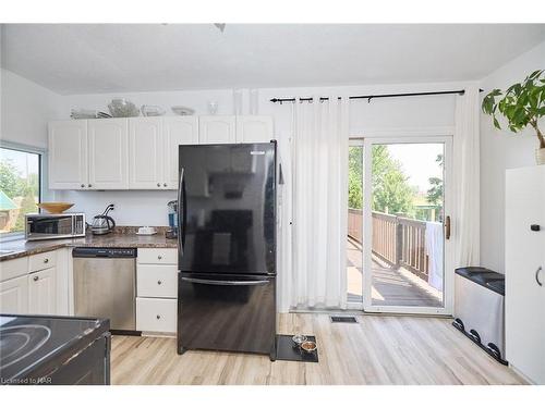 49 St George Street, Welland, ON - Indoor Photo Showing Laundry Room