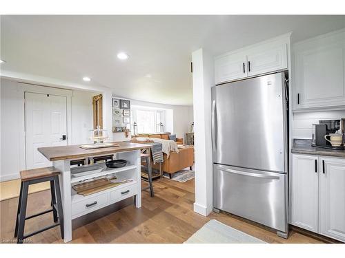 972 Silver Bay Road, Port Colborne, ON - Indoor Photo Showing Kitchen