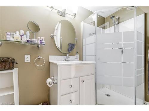 18 Garrison Village Drive, Niagara-On-The-Lake, ON - Indoor Photo Showing Bathroom