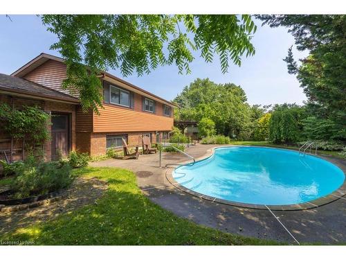 19 Via Dell Monte, St. Catharines, ON - Outdoor With In Ground Pool