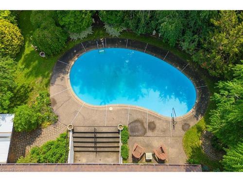 19 Via Dell Monte, St. Catharines, ON - Outdoor With In Ground Pool