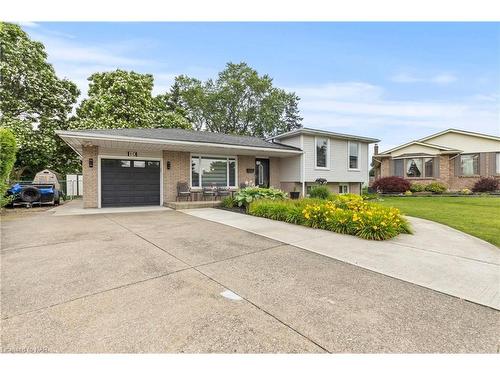 10 Acadia Court, Welland, ON - Outdoor With Facade