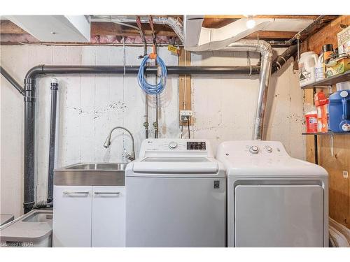 9 Mcdonald Street, St. Catharines, ON - Indoor Photo Showing Laundry Room