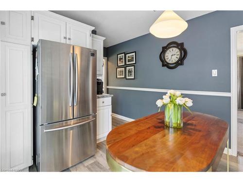 35 Homewood Avenue, Port Colborne, ON - Indoor Photo Showing Dining Room