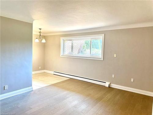 9-286 Vine Street, St. Catharines, ON - Indoor Photo Showing Other Room