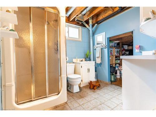 194 Idylewylde Street, Fort Erie, ON - Indoor Photo Showing Bathroom