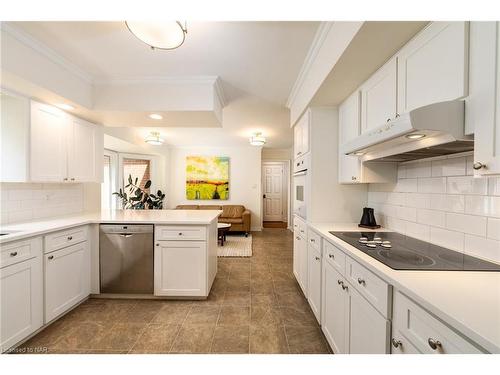 1170 Centre Street, Fenwick, ON - Indoor Photo Showing Kitchen