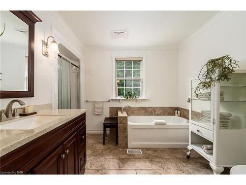 1170 Centre Street, Fenwick, ON - Indoor Photo Showing Bathroom