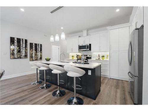 3765 Disher Street, Ridgeway, ON - Indoor Photo Showing Kitchen With Upgraded Kitchen