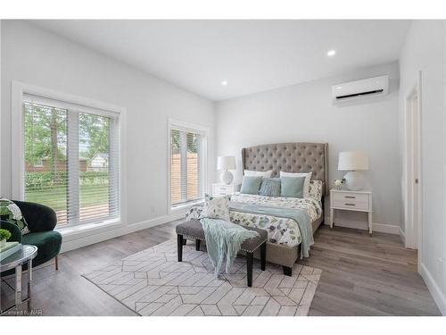 3765 Disher Street, Ridgeway, ON - Indoor Photo Showing Bedroom