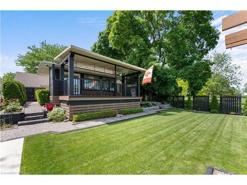 111 Riverdale Drive, St. Catharines, ON - Outdoor With Deck Patio Veranda