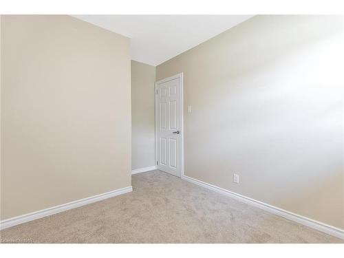 169 Scholfield Avenue, Port Colborne, ON - Indoor Photo Showing Other Room