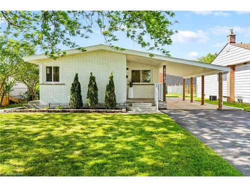 6763 Cooper Drive, Niagara Falls, ON - Outdoor