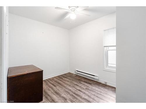 62-64 Mildred Avenue, St. Catharines, ON - Indoor Photo Showing Other Room