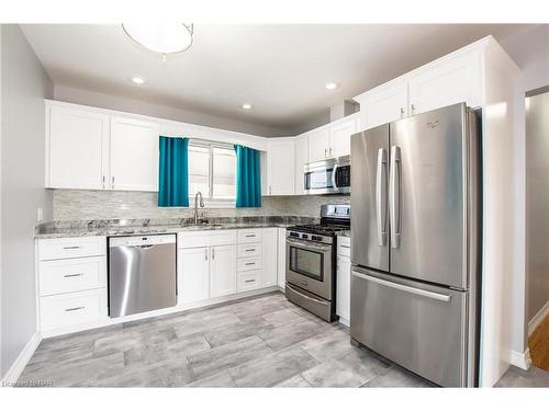 12 Milton Road, St. Catharines, ON - Indoor Photo Showing Kitchen With Upgraded Kitchen