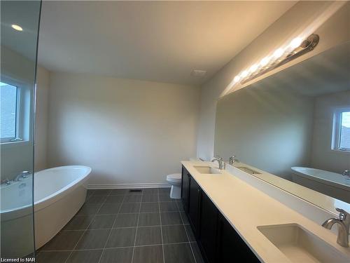 74 Oriole Crescent, Port Colborne, ON - Indoor Photo Showing Bathroom