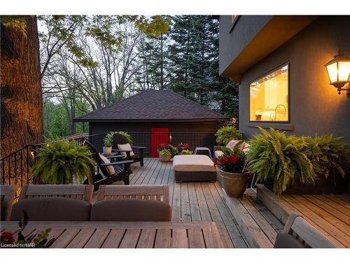 38 Hillcrest Avenue, St. Catharines, ON - Outdoor With Deck Patio Veranda With Exterior