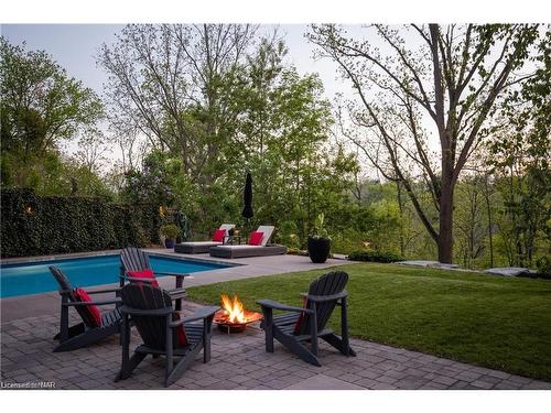 38 Hillcrest Avenue, St. Catharines, ON - Outdoor With In Ground Pool With Backyard