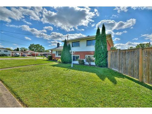 7405 Susan Crescent, Niagara Falls, ON - Outdoor