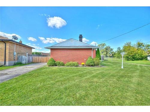 7405 Susan Crescent, Niagara Falls, ON - Outdoor