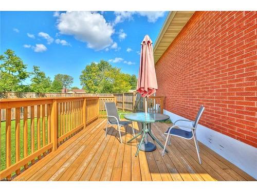 7405 Susan Crescent, Niagara Falls, ON - Outdoor With Deck Patio Veranda