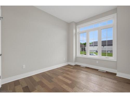 742 Clarence Street, Port Colborne, ON - Indoor Photo Showing Other Room