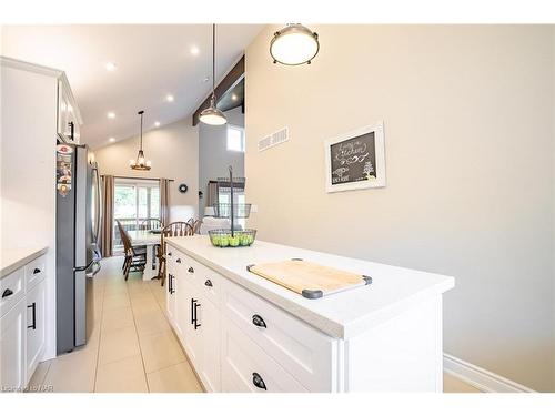 145 Beechwood Avenue, Fort Erie, ON - Indoor Photo Showing Kitchen With Upgraded Kitchen