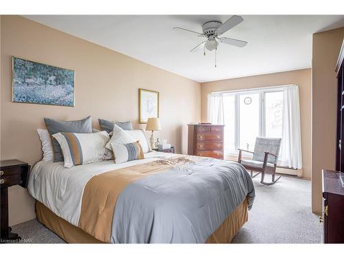 3413 North Shore Drive, Ridgeway, ON - Indoor Photo Showing Bedroom