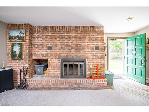 3413 North Shore Drive, Ridgeway, ON - Indoor Photo Showing Living Room With Fireplace