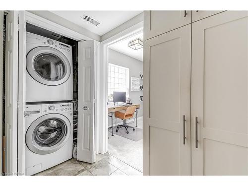 302 A-678 Line 2 Road, Niagara-On-The-Lake, ON - Indoor Photo Showing Laundry Room