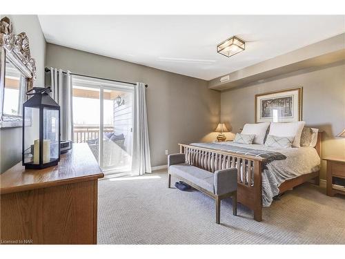 302 A-678 Line 2 Road, Niagara-On-The-Lake, ON - Indoor Photo Showing Bedroom