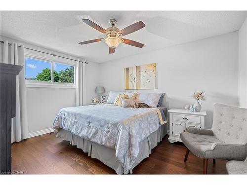 105 Elma Street, St. Catharines, ON - Indoor Photo Showing Bedroom