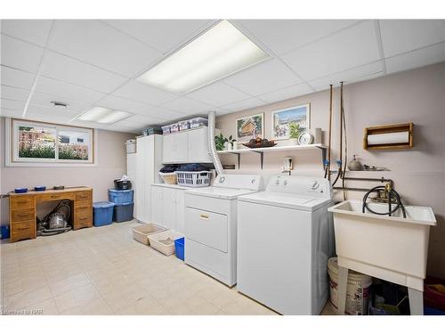 105 Elma Street, St. Catharines, ON - Indoor Photo Showing Laundry Room
