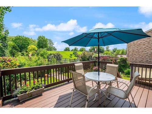 8052 Beaverton Boulevard, Niagara Falls, ON - Outdoor With Deck Patio Veranda With Exterior