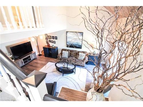 9-178 Scott Street, St. Catharines, ON - Indoor Photo Showing Living Room With Fireplace