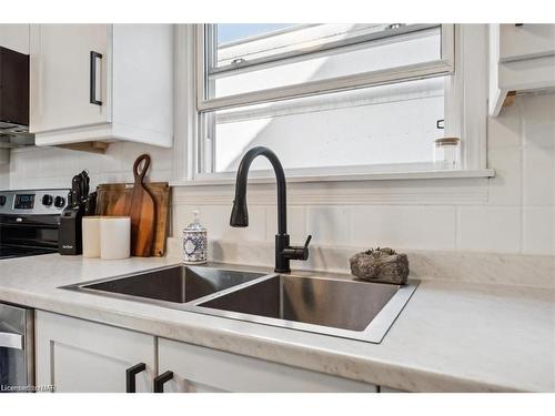 47 Dunkirk Road, Welland, ON - Indoor Photo Showing Kitchen With Double Sink