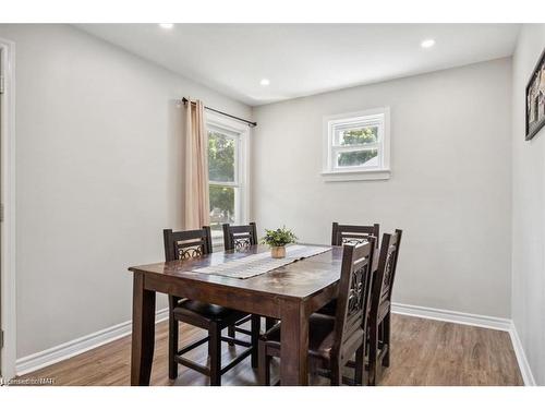 47 Dunkirk Road, Welland, ON - Indoor Photo Showing Dining Room