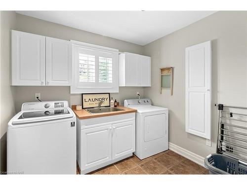 5 Bravetti Circle, St. Catharines, ON - Indoor Photo Showing Laundry Room