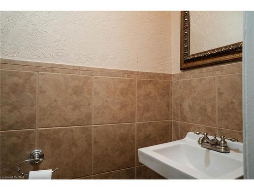 51-125 Bonaventure Drive, Hamilton, ON - Indoor Photo Showing Bathroom