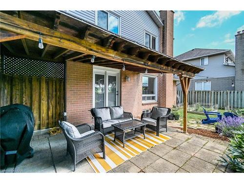 4526 Green Meadow Boulevard, Beamsville, ON - Outdoor With Deck Patio Veranda With Exterior